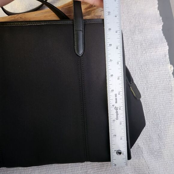 Coach new york y2k med/large neoprene leather trim shoulder bag 12 in - Picture 8 of 12